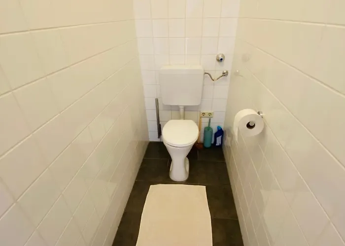 Appartamento Wohnung, 2 Schlafzimmer, Strassenseitig *