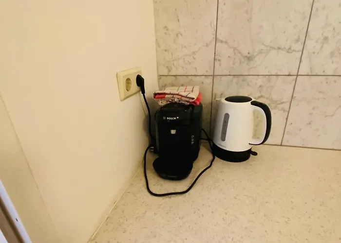 Appartamento Wohnung, 2 Schlafzimmer, Strassenseitig *